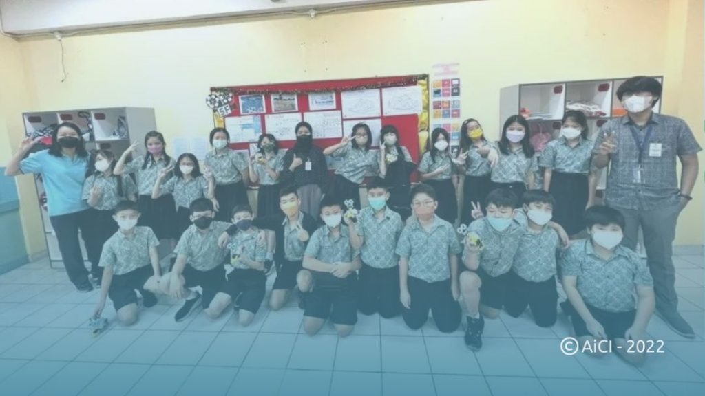 Keseruan Siswa-Siswi Tunas Muda Jakarta Membuat Robot Bersama AiCI